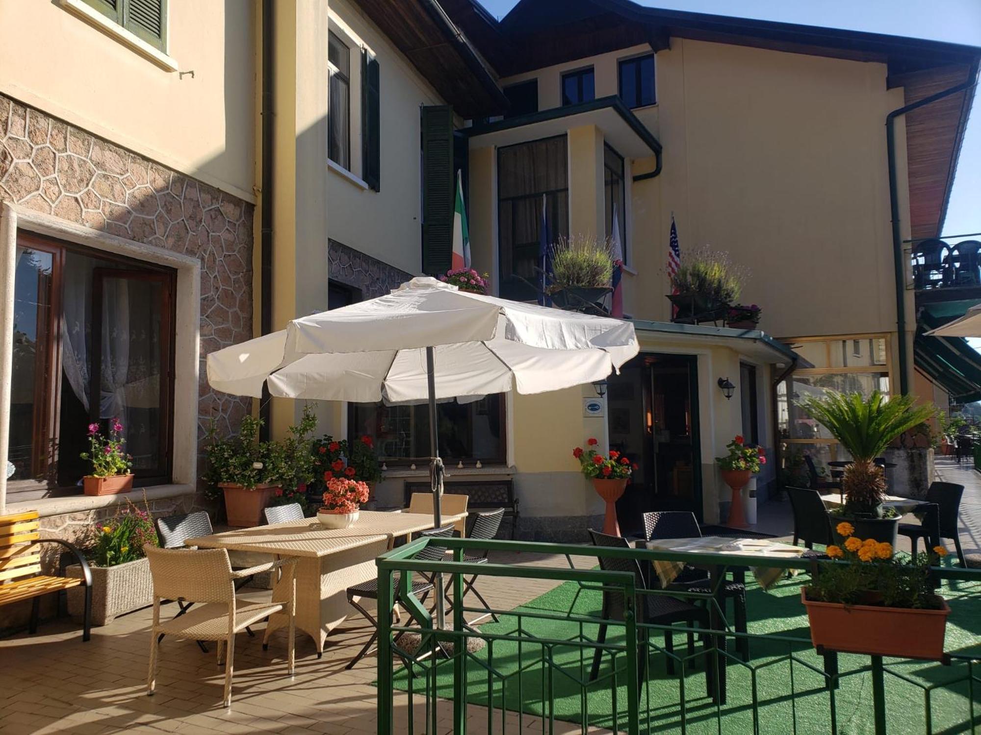 Budget Hotel Vittoria & Ristorante Marzio Zewnętrze zdjęcie